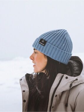AUDVIK Light Blue Ribbed Knit Beanie